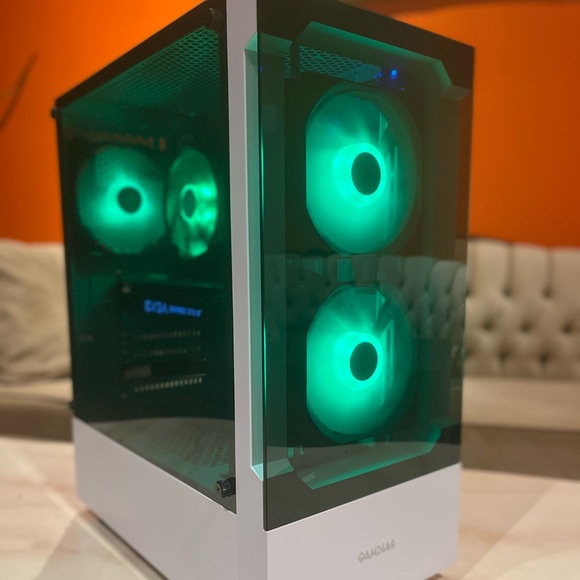 Gaming PC! i7 3.4Ghz, 16Gb Ram, GTX 1070, Plays games at High settings! - Picture 9 of 12